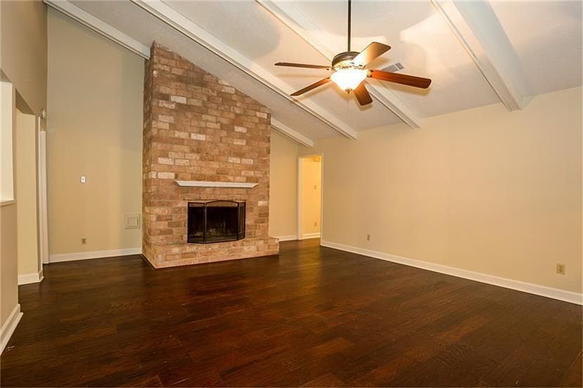 1st image of 21319 Park Valley Dr