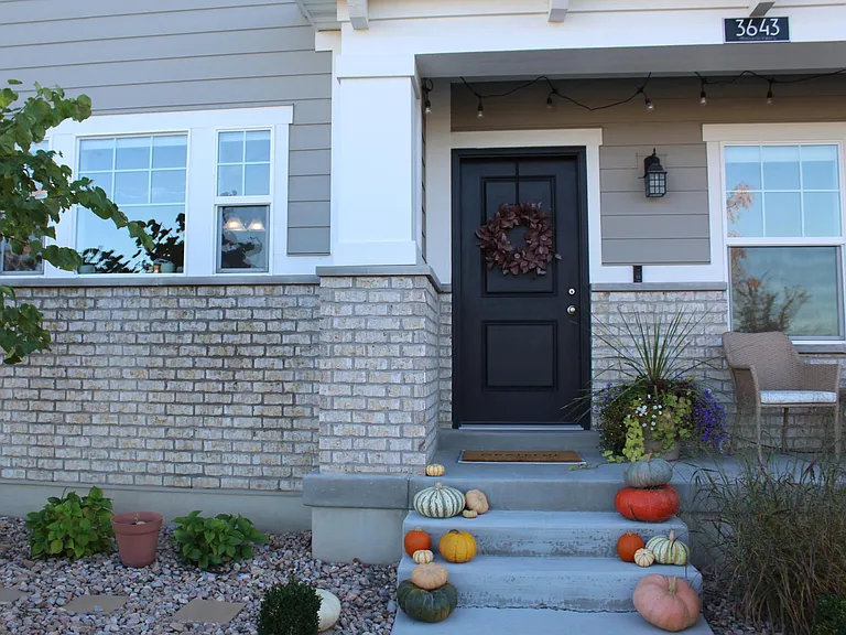 3643 W Drexler Dr — Photo 2