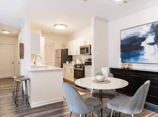 6802 Junction Blvd #C1-16501, Springfield, VA 22150