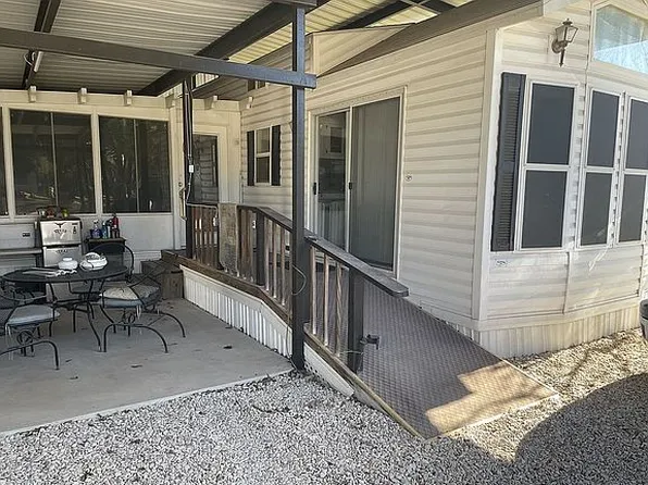 124 Alfa Dr, Whitney, TX 76692