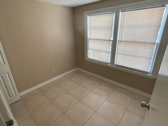 4th image of 1604 Cherry St APT 5