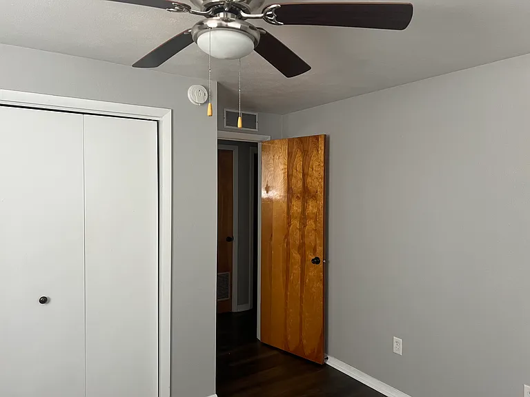 4805 Meadow Ln #B — Photo 7