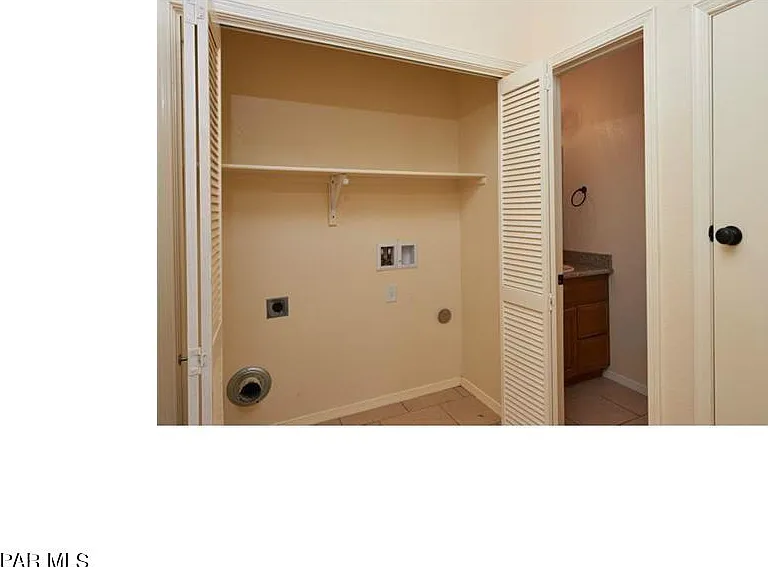 5817 Lawndale Dr #4 — Photo 25