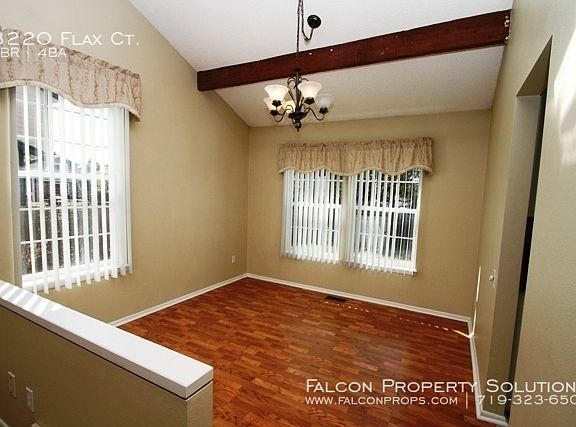 4th image of 8220 Flax Ct