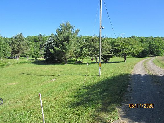 3rd image of 1226 County Highway 6