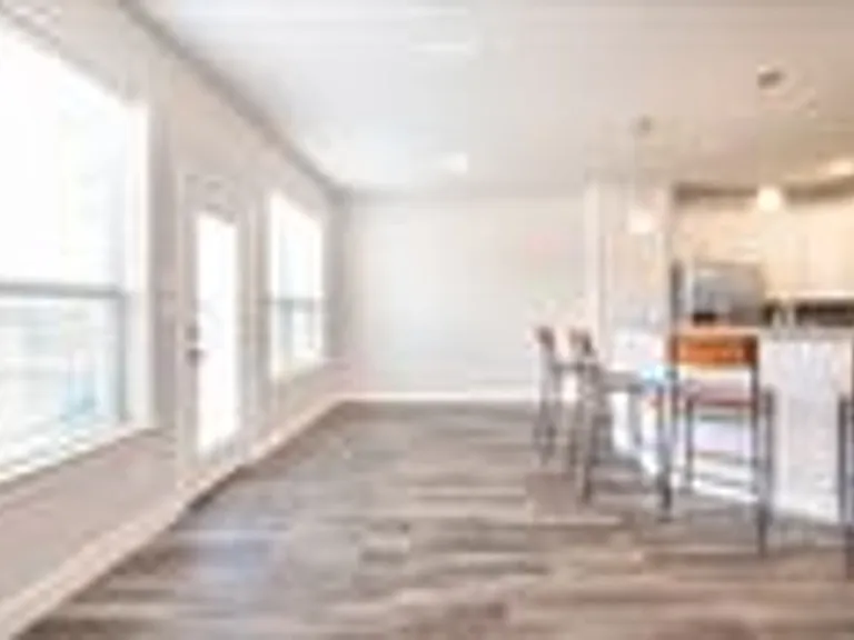 3009 Galveston St — Photo 26