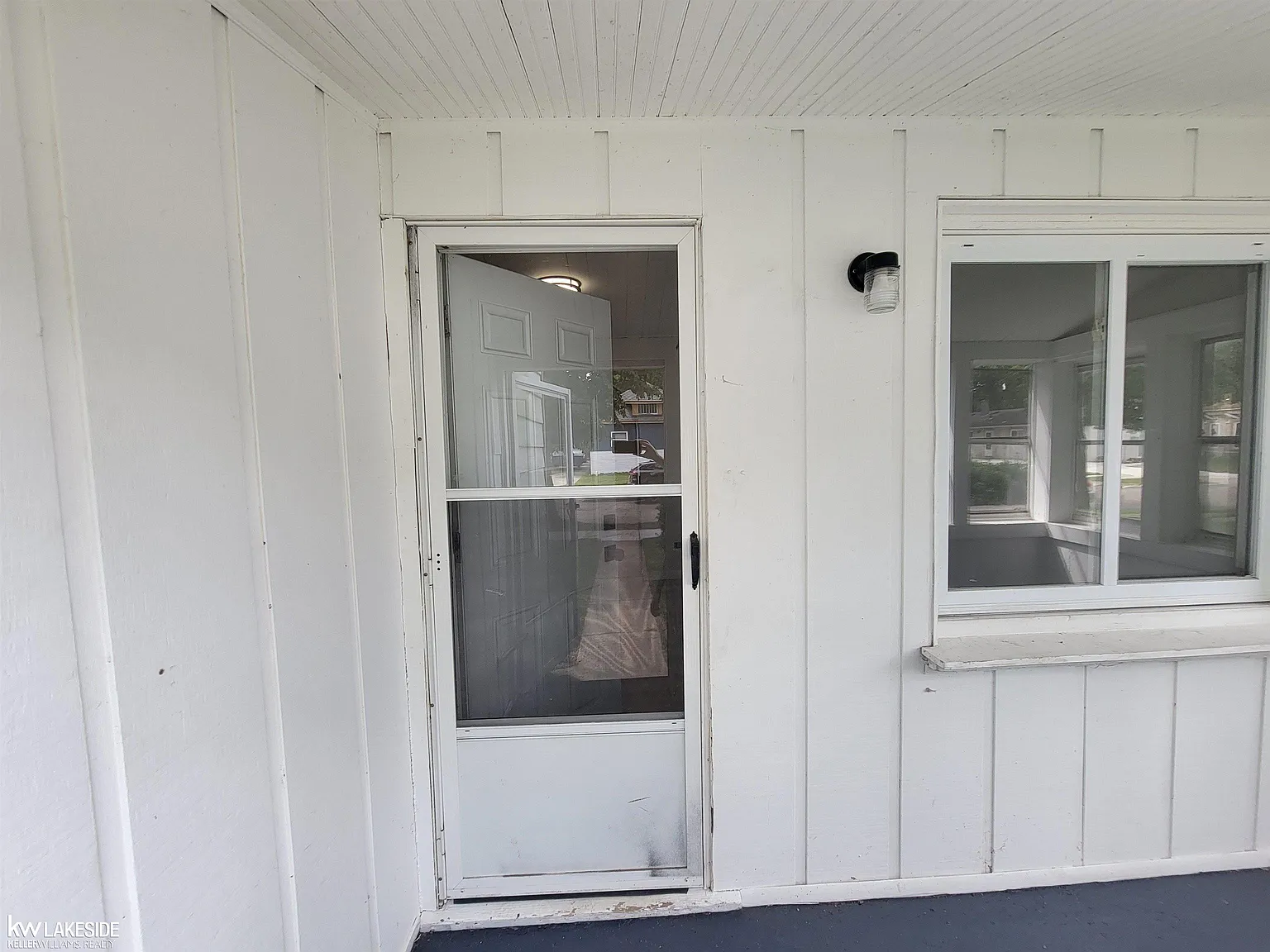 3 bed, 1.0 bath, 1602 sqft, $1,200 — Photo 4