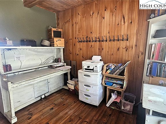 4th image of 480 Schoolhouse Ridge /David Sides Rd.