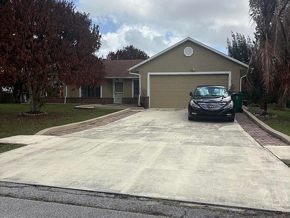 2nd image of 537 NW Biscayne Drive