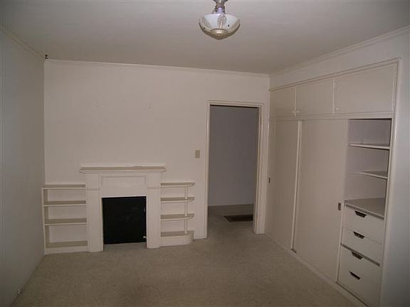 Entry to front room