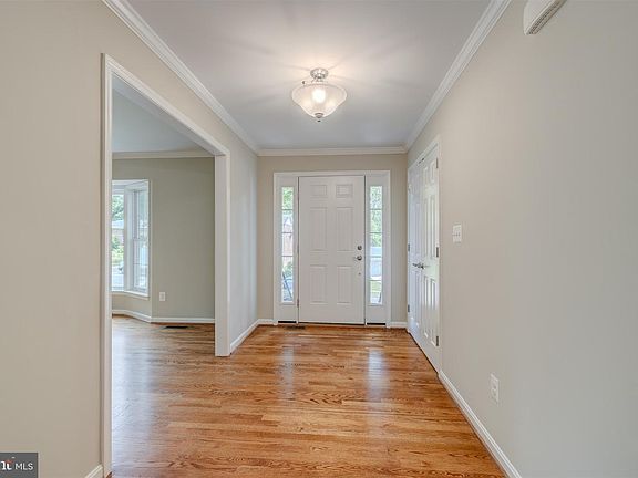 4th image of 5412 Hopark Dr