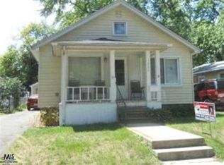 1220 E Jarvis Ave, Hazel Park, MI 48030