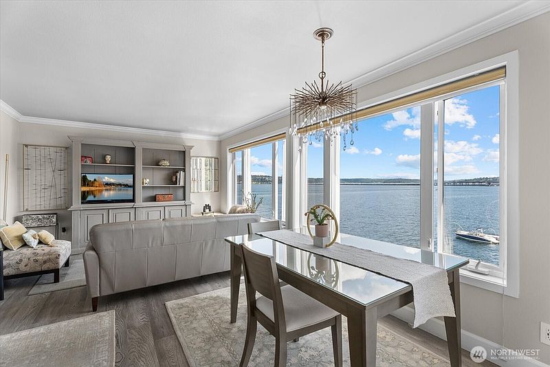 3rd image of 334 Lakeside Avenue S #406