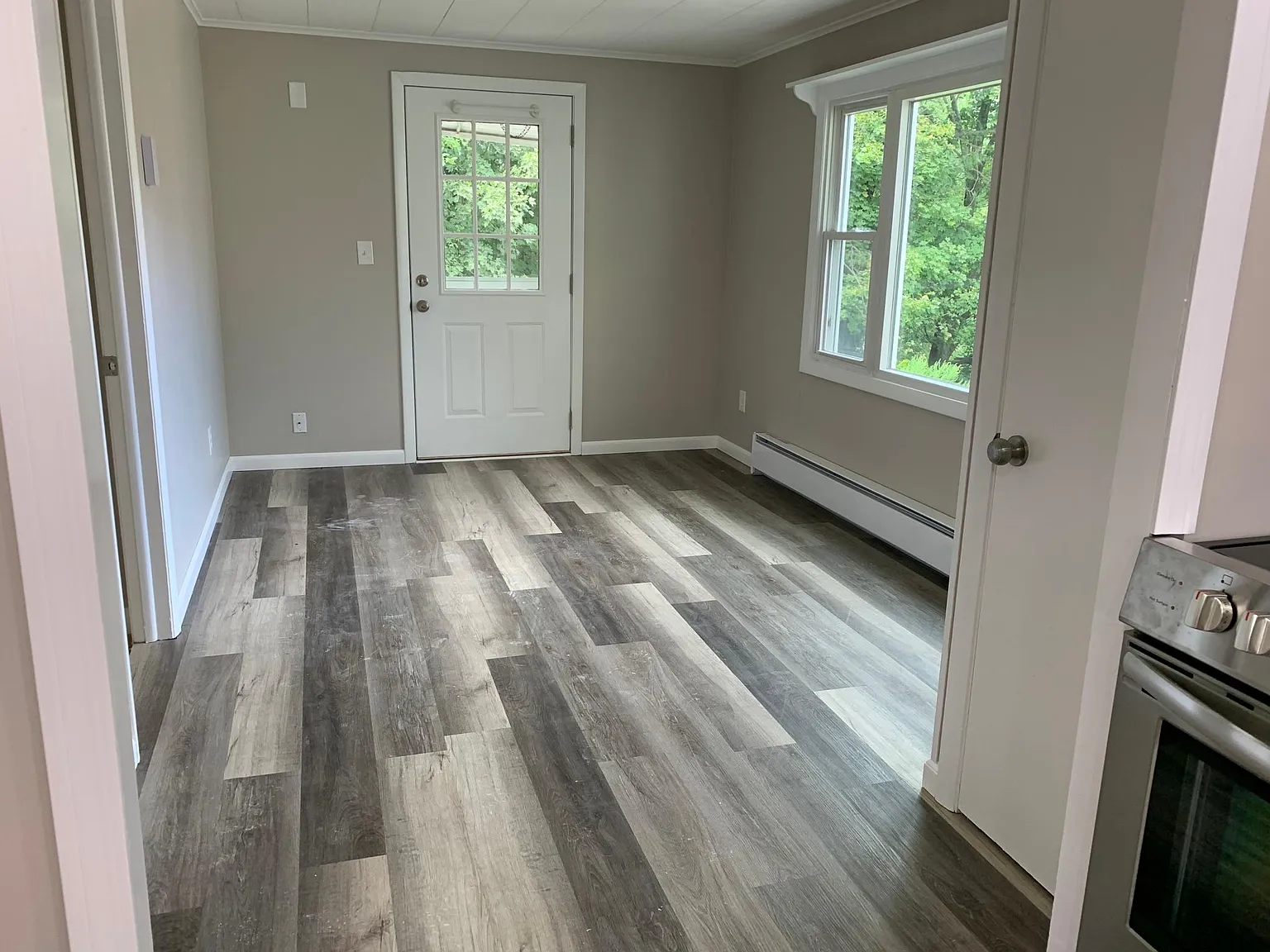 2 bed, 500 sqft, $1,400 — Photo 4