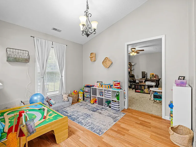 132 Stonemark Ct — Photo 19