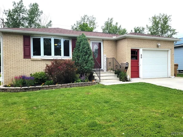 55 Sandy Ln, Buffalo, NY 14227
