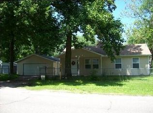 3209 Kenilworth Ave, Kalamazoo, MI 49048