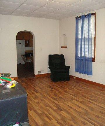 3rd image of 313 W Dewey St