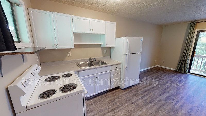 2nd image of 343 Lily Pond Rd APT 3-C