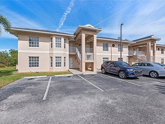 2nd image of 8407 Bernwood Cove LOOP #504