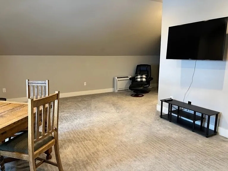 1470 NW John Fremont St — Photo 10