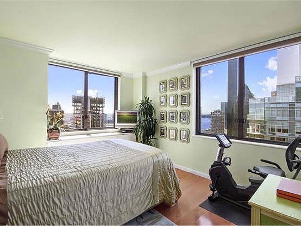 2nd image of 300 E 54th St APT 34