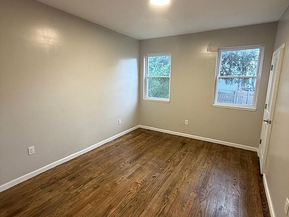 3rd image of 43 N 16th St #1