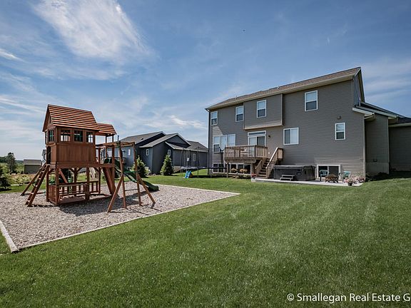 5th image of 4612 Gordonshire Dr