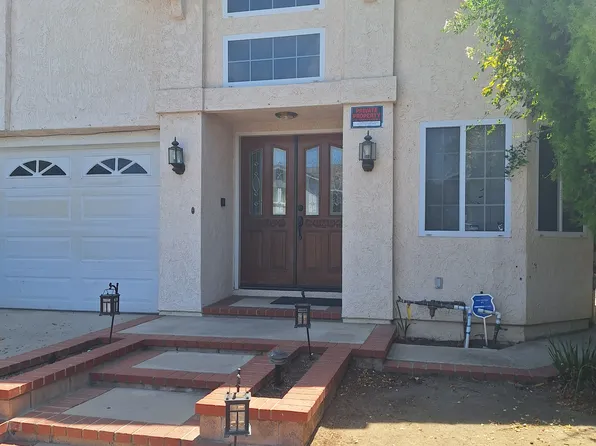 14900 Simonds St, Mission Hills, CA 91345