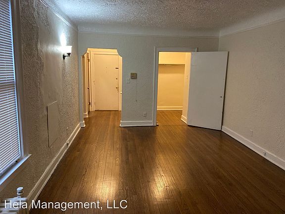 5th image of 2023 Tuxedo St APT C4
