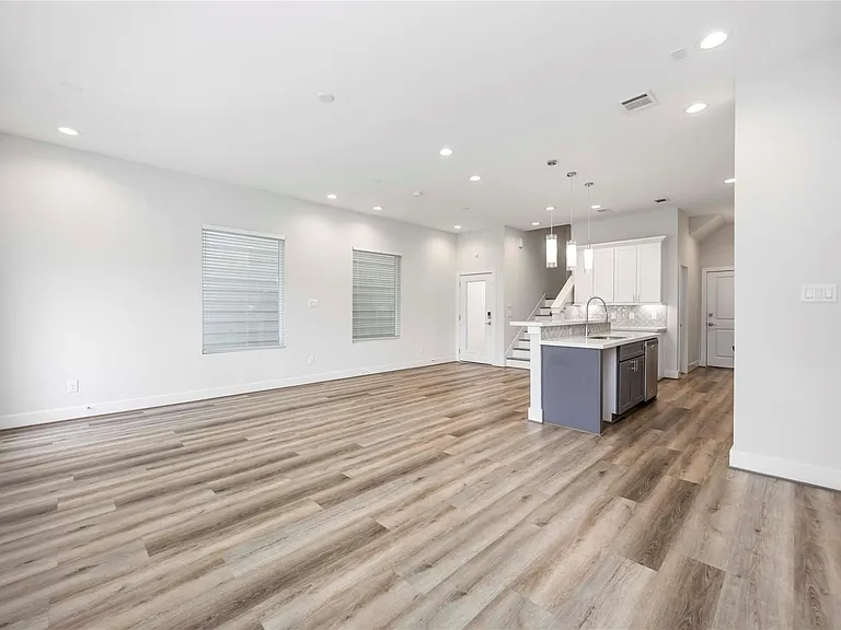 1411 Bigelow St — Photo 7