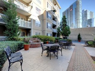 1075 Peachtree Walk, Atlanta, GA 30309