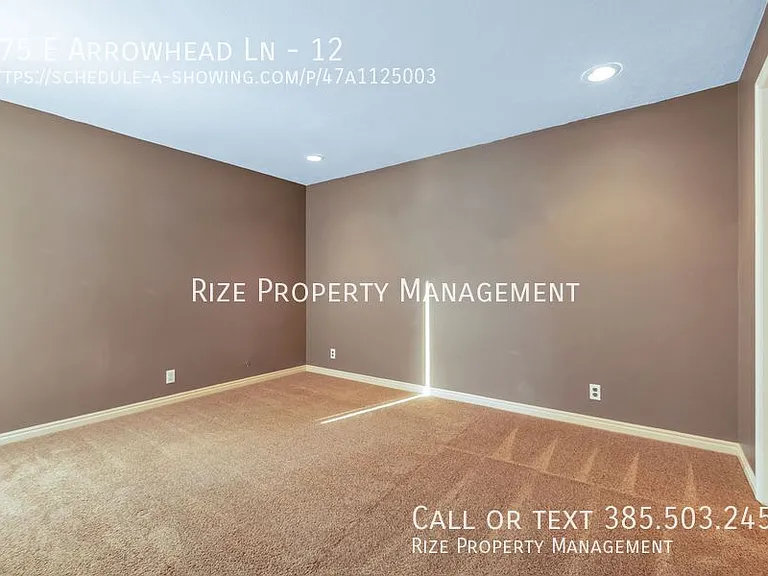 875 E Arrowhead Ln #12 — Photo 7