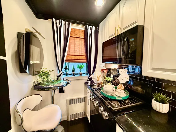 112-25 34th Avenue image 17 of 53