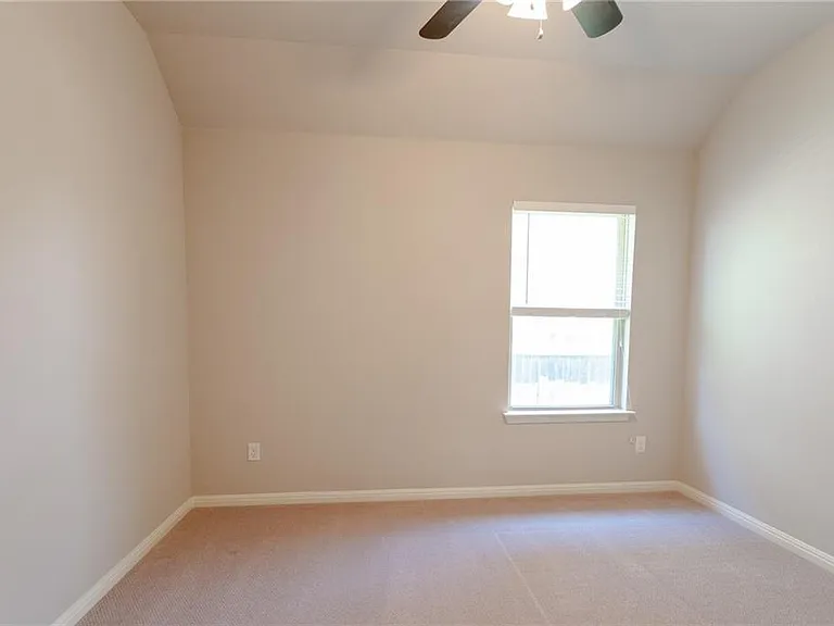 8238 Arezzo Dr — Photo 18