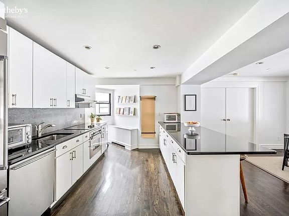 5th image of 79 Laight St #5D