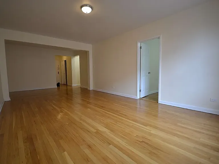 3415 Parsons Blvd #4M — Photo 3