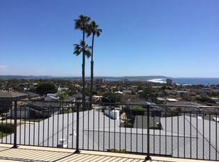 5392 Candlelight Dr, La Jolla, CA 92037