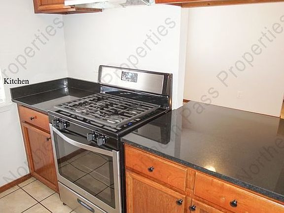 5th image of 5511 Oakbriar Cir