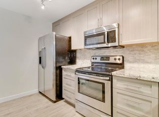 9 Royal Palm Way Unit 105, Boca Raton, FL 33432