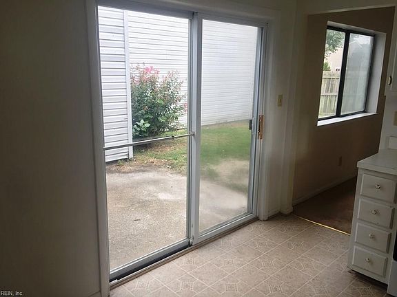 5th image of 5777 Albright Dr