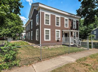 315 White Pigeon St, Constantine, MI 49042