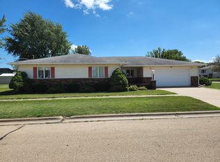 2206 20th Ave, Sterling, IL 61081