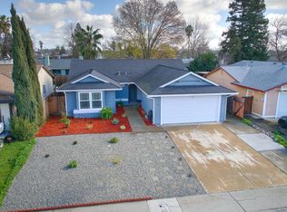27 Bluewind Ct, Sacramento, CA 95838