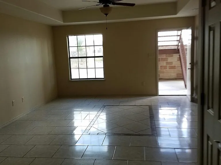 7606 Rocio Dr #4 — Photo 10