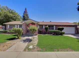 1604 Fairington Ln, Modesto, CA 95355