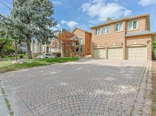 252 Dunview Ave N, Toronto, ON M2N4J2