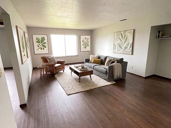 4th image of 3769 W 9th St APT 6