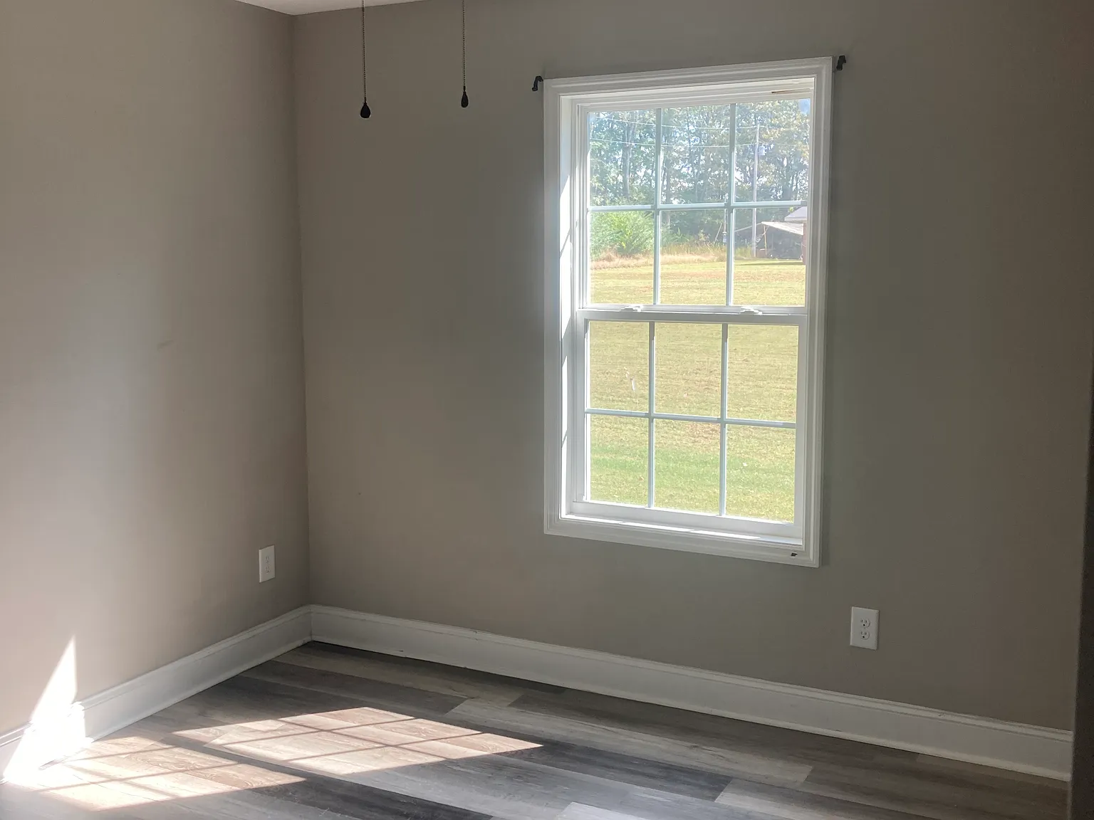 2 bed, $885 — Photo 4