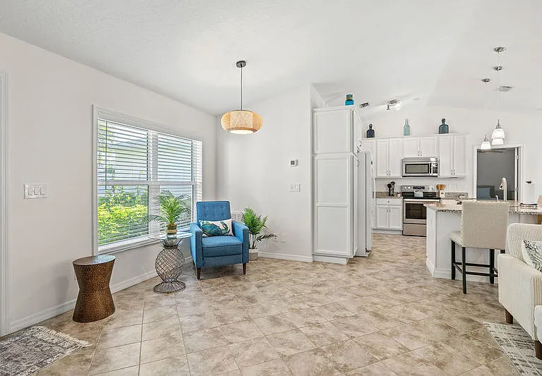 3673 2nd Pl SW — Photo 15